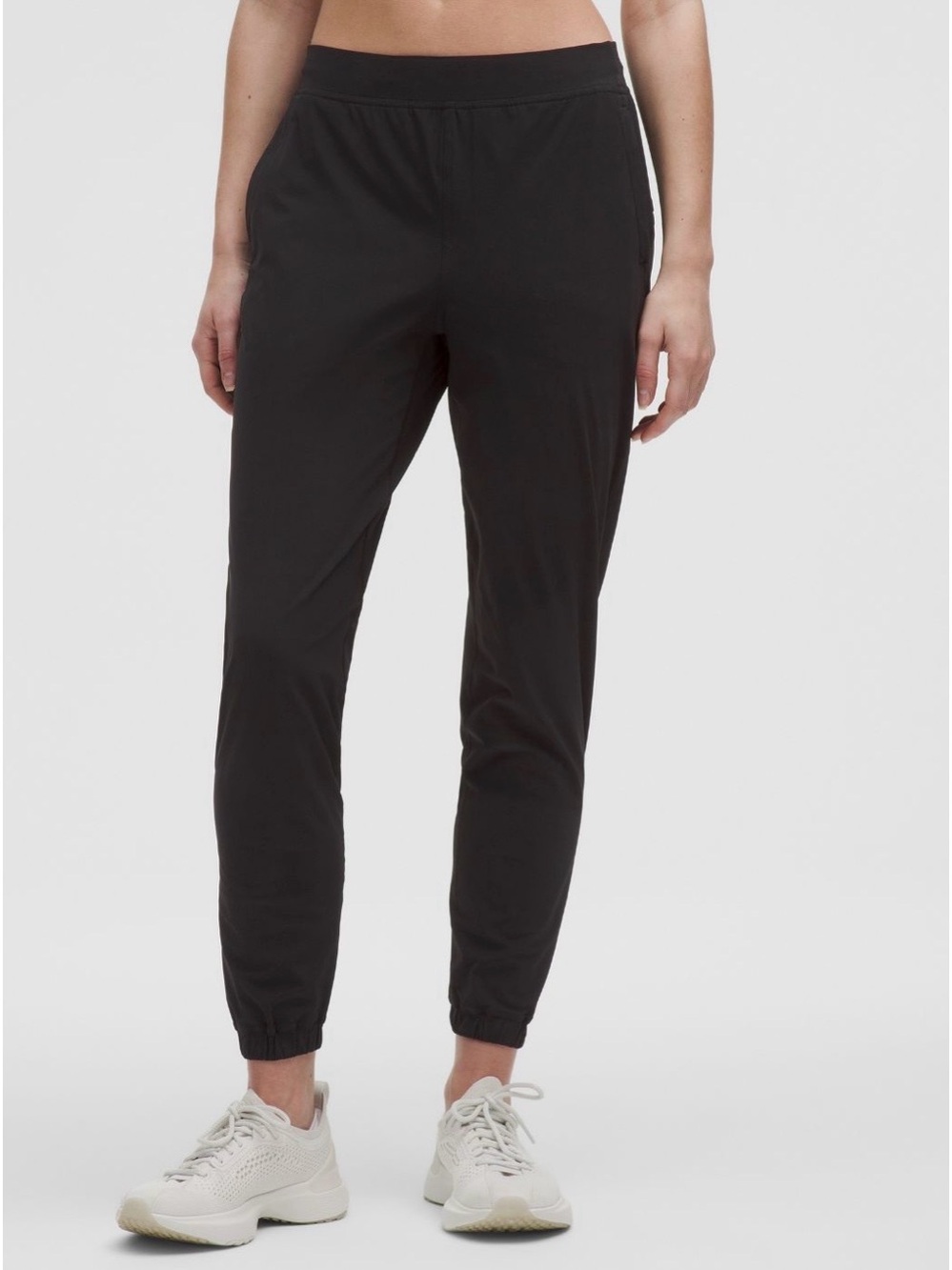 Lululemon Adapted State Perforated Size 4